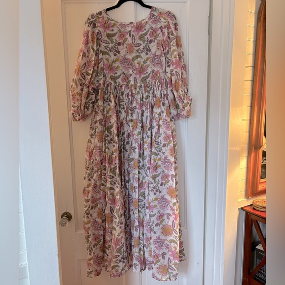 Daughters of India Kyra Maxi in Fuchsia Floral - Picture 3 of 6